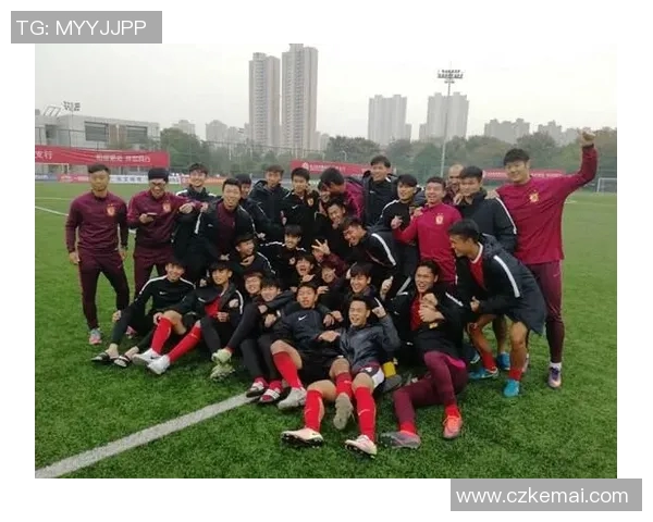 打造足球梦之队如何通过战略布局和精英培养成就顶级球队