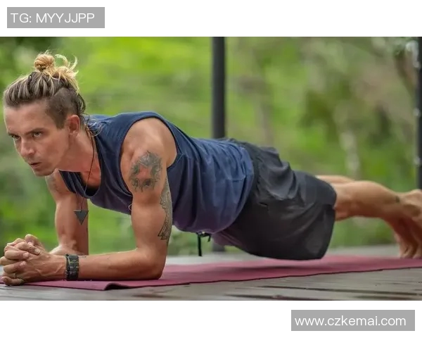 力量训练助力全身塑形与健康提升的科学方法与实用技巧 力量训练助力全身塑形与健康提升的科学方法与实用技巧